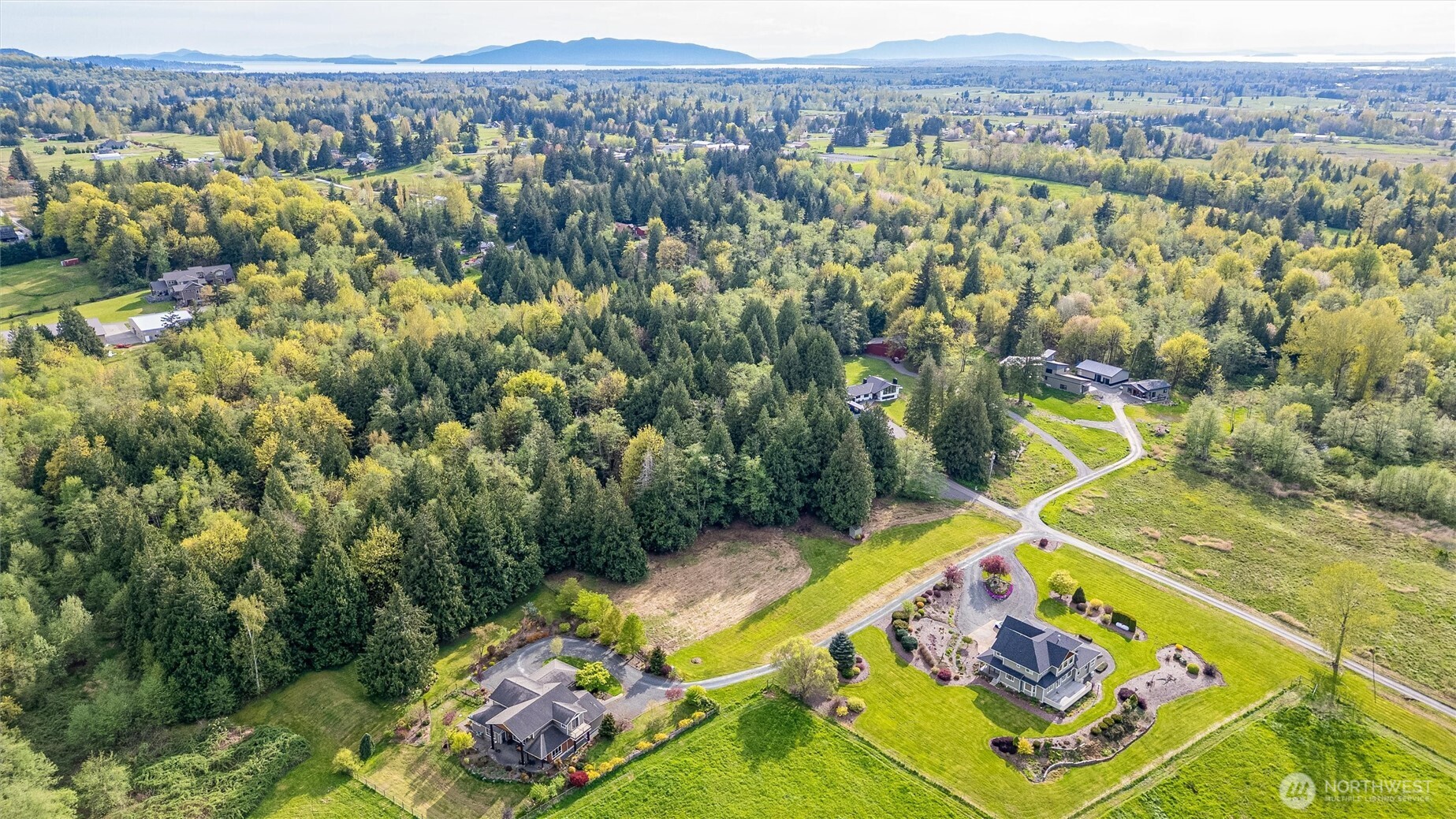 5517 East Road , Bellingham, WA 98226