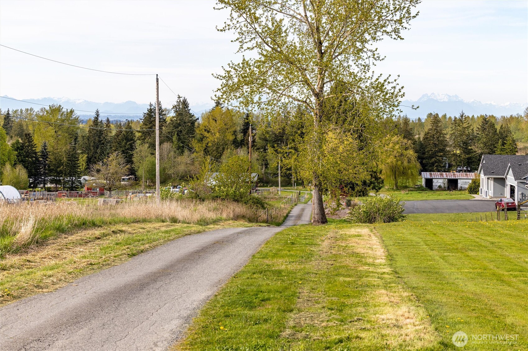 5517 East Road , Bellingham, WA 98226