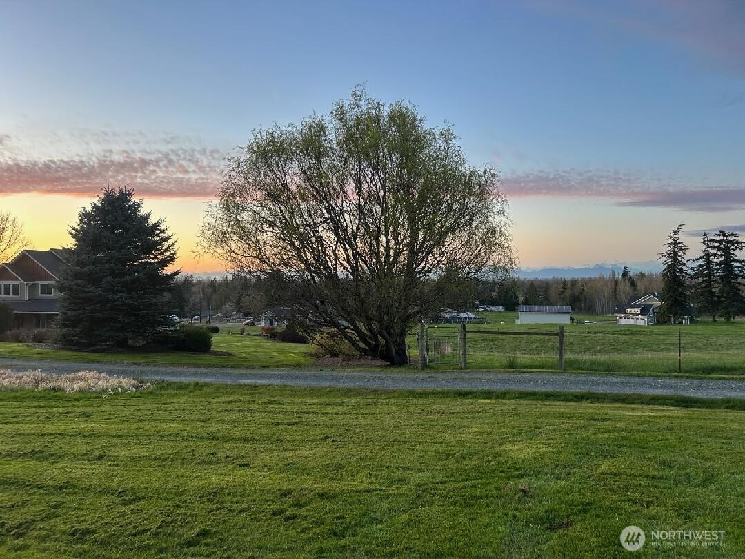 5517 East Road , Bellingham, WA 98226