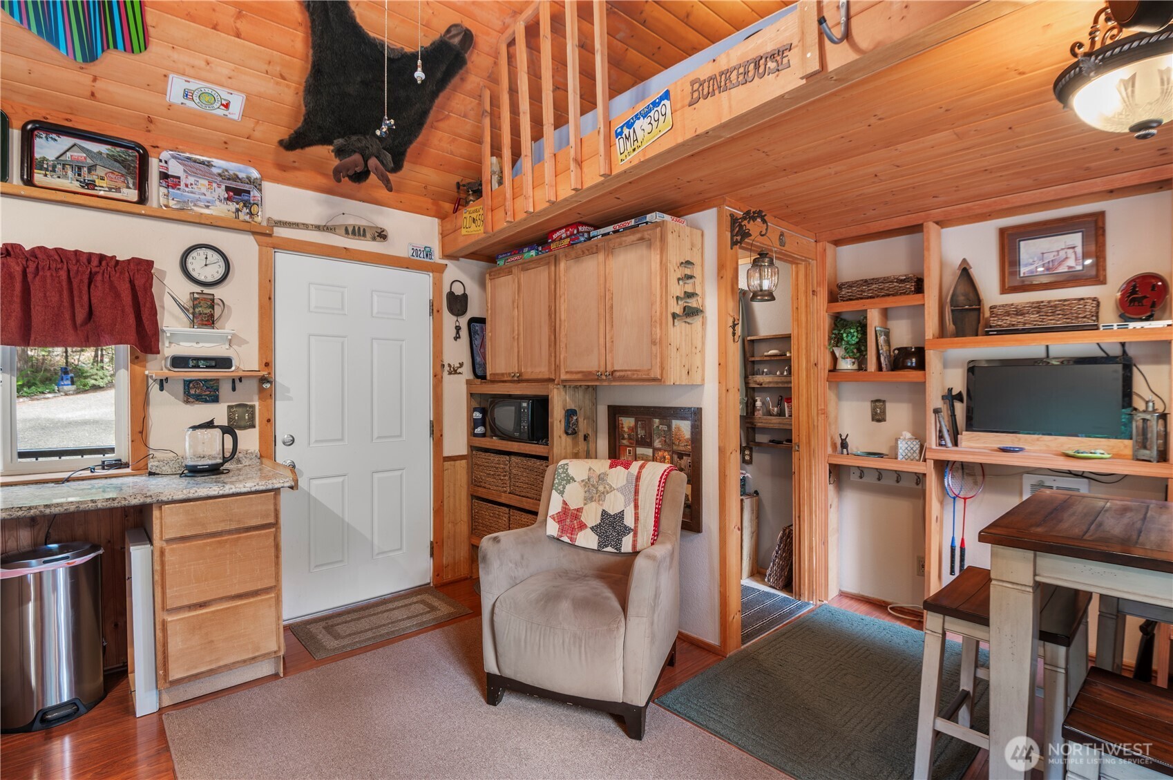 30 N Deer Court , Hoodsport, WA 98548