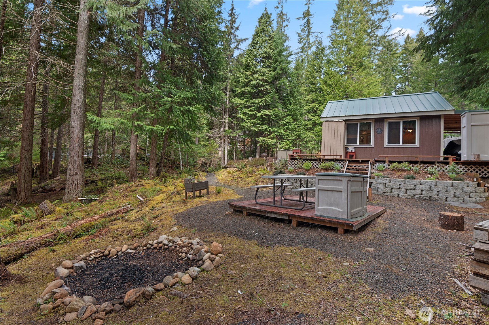 30 N Deer Court , Hoodsport, WA 98548