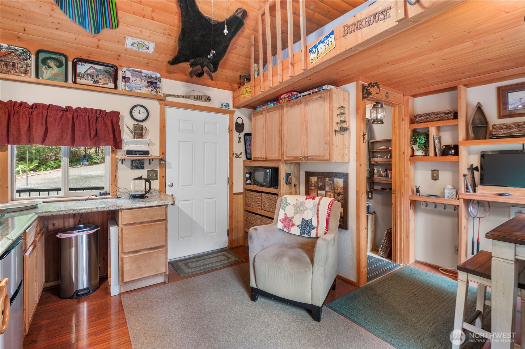 30 N Deer Court , Hoodsport, WA 98548