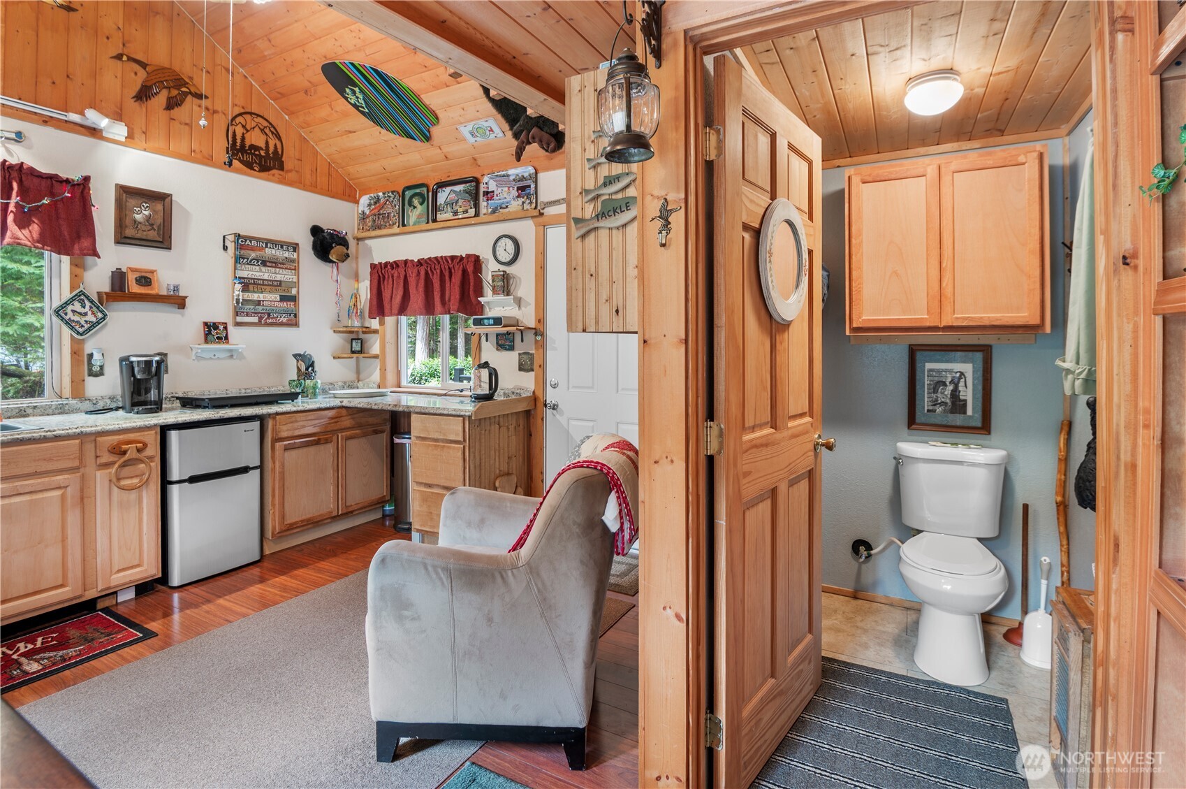 30 N Deer Court , Hoodsport, WA 98548