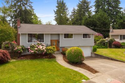 1827 N Whitman Street , Tacoma, WA 98406