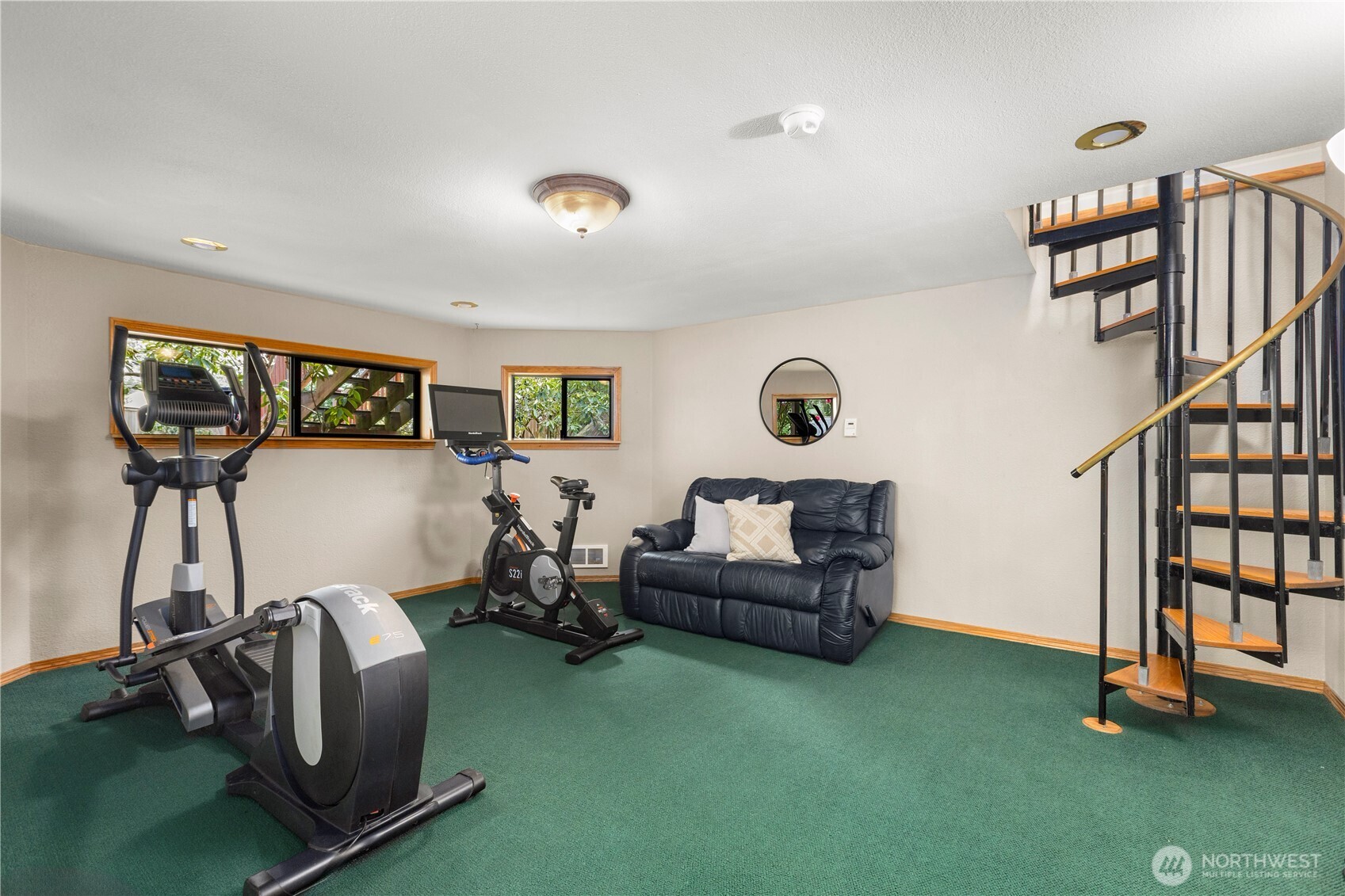 1827 N Whitman Street , Tacoma, WA 98406