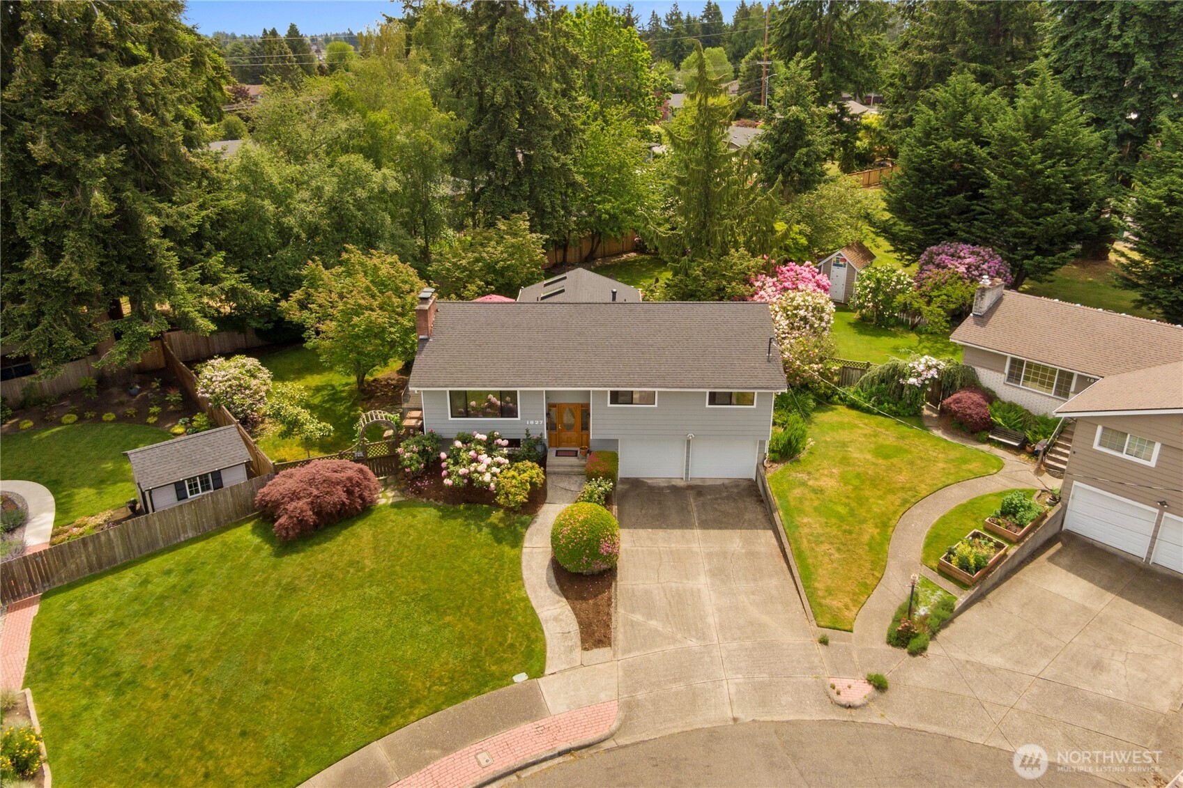 1827 N Whitman Street , Tacoma, WA 98406