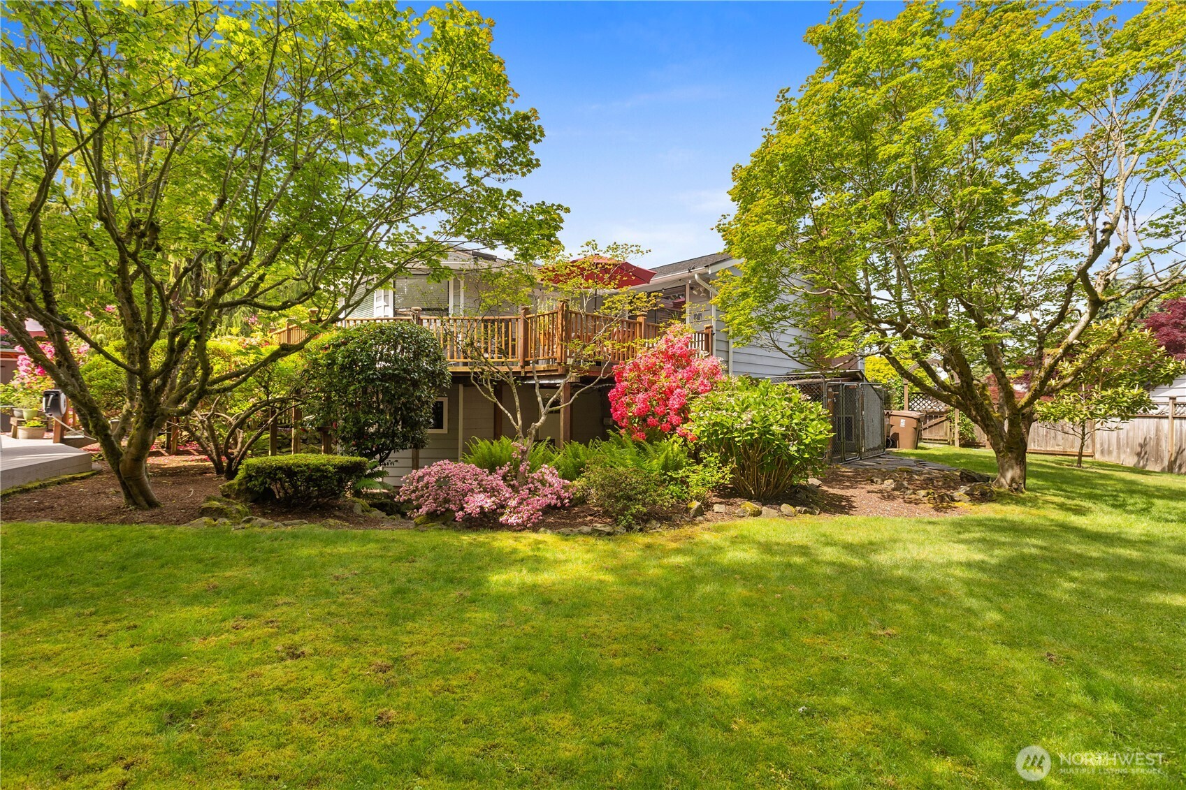 1827 N Whitman Street , Tacoma, WA 98406