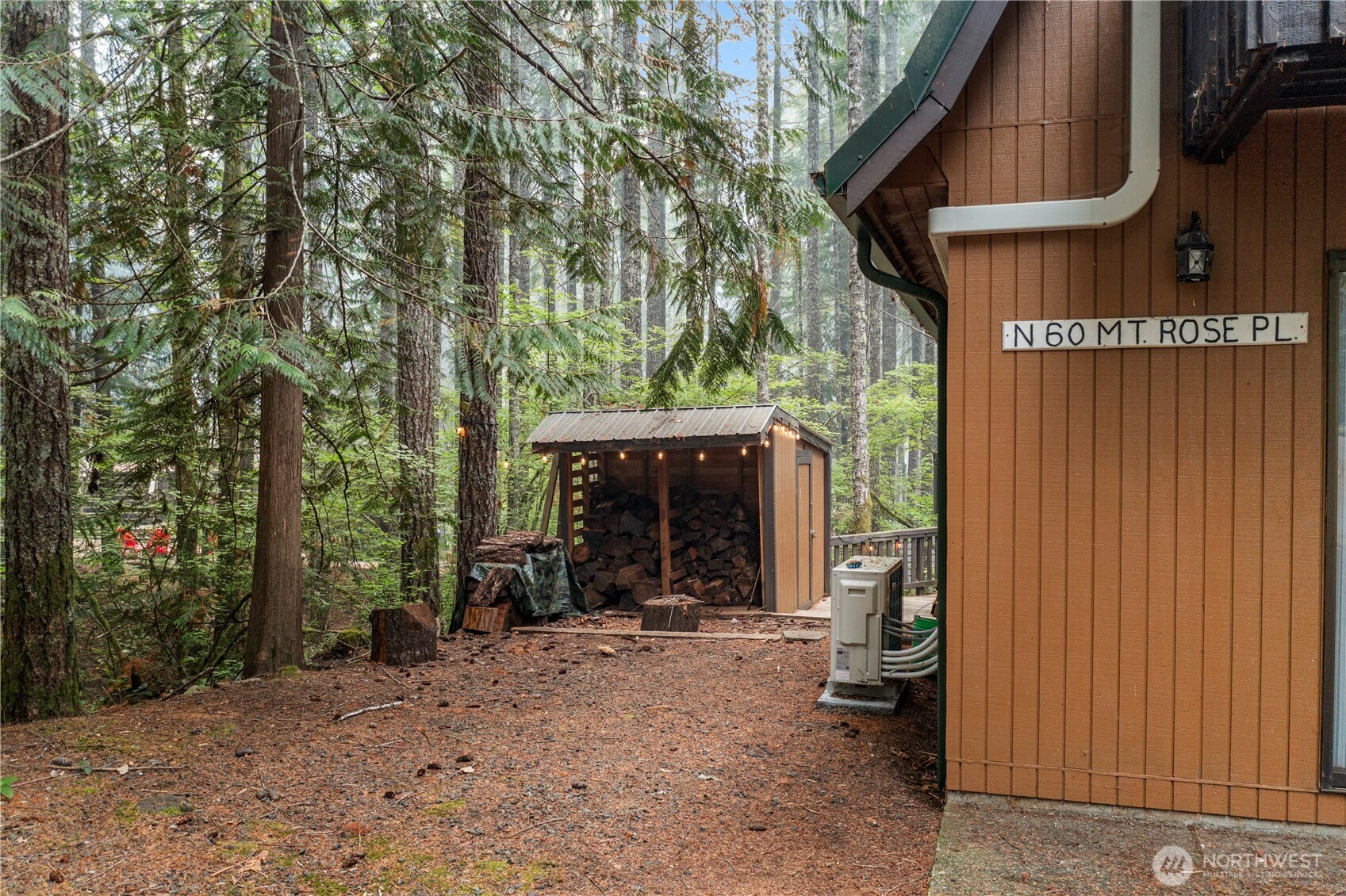 60 N Mount Rose Place , Hoodsport, WA 98548