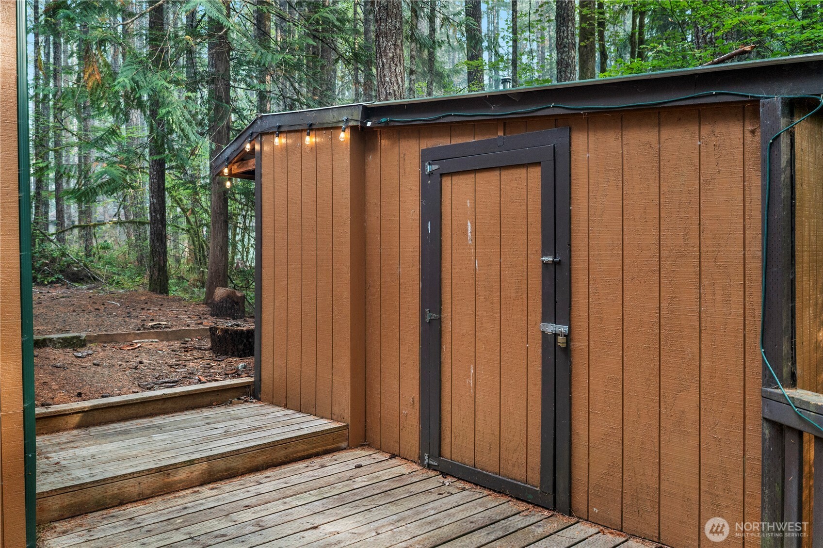 60 N Mount Rose Place , Hoodsport, WA 98548