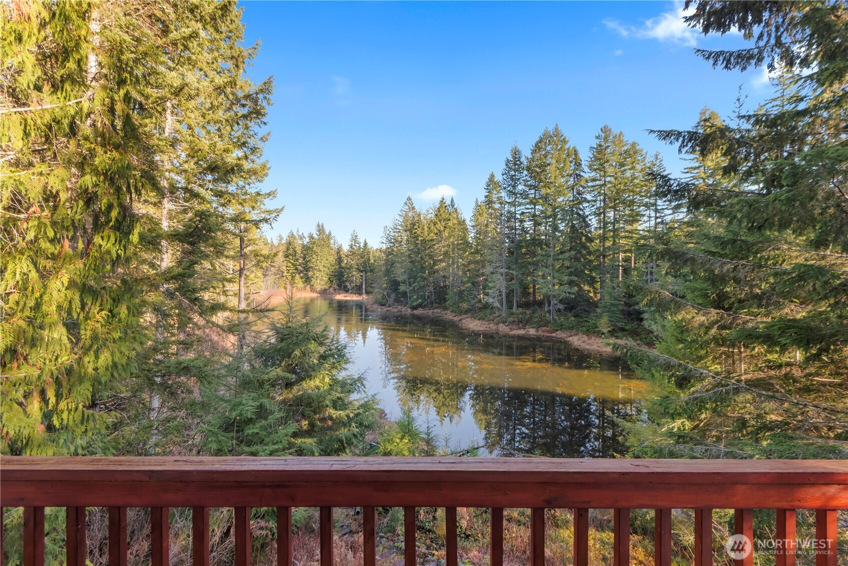 941 N Potlatch Drive , Hoodsport, WA 98548