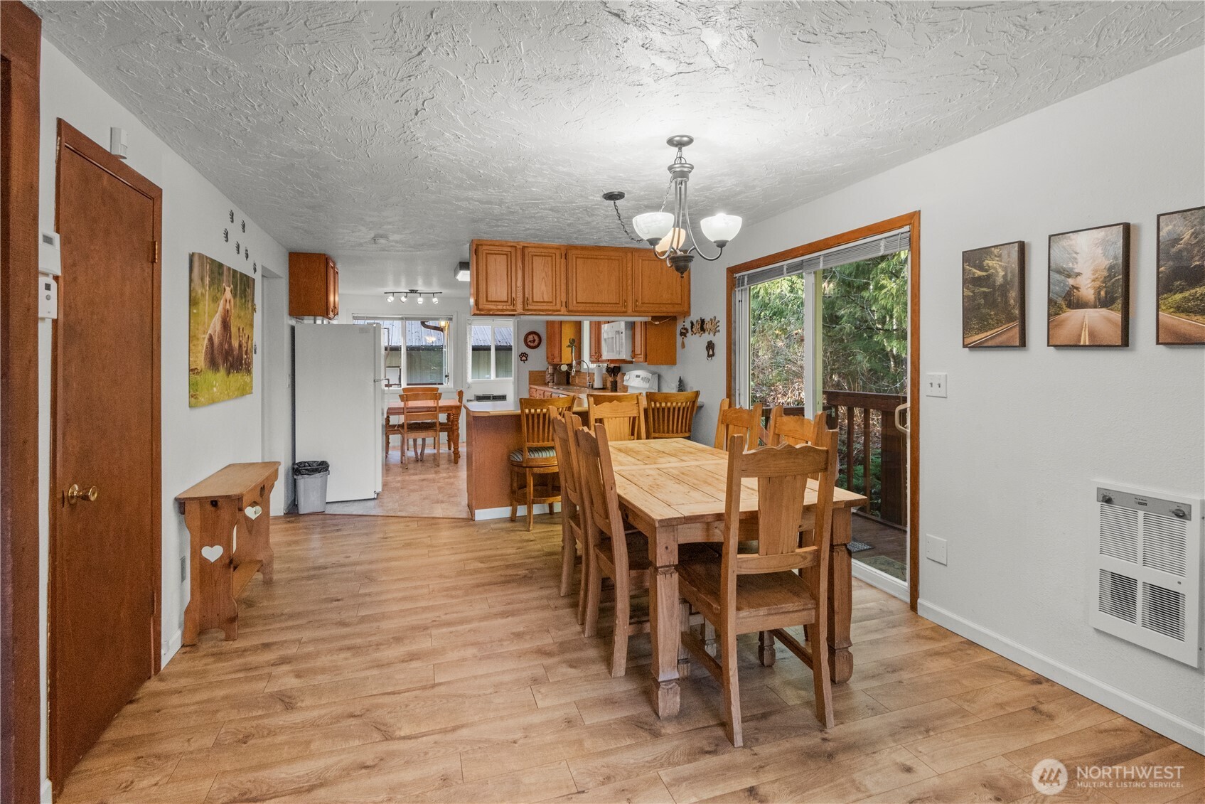 941 N Potlatch Drive , Hoodsport, WA 98548