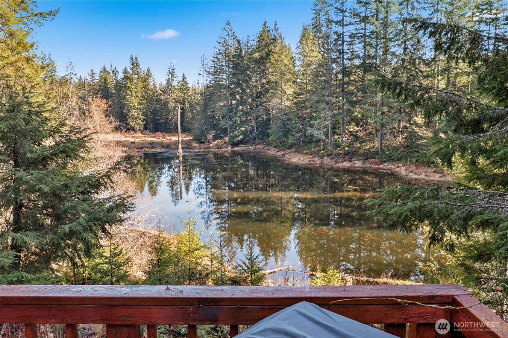 941 N Potlatch Drive , Hoodsport, WA 98548