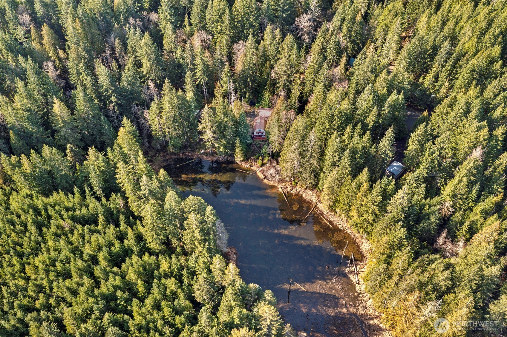 941 N Potlatch Drive , Hoodsport, WA 98548