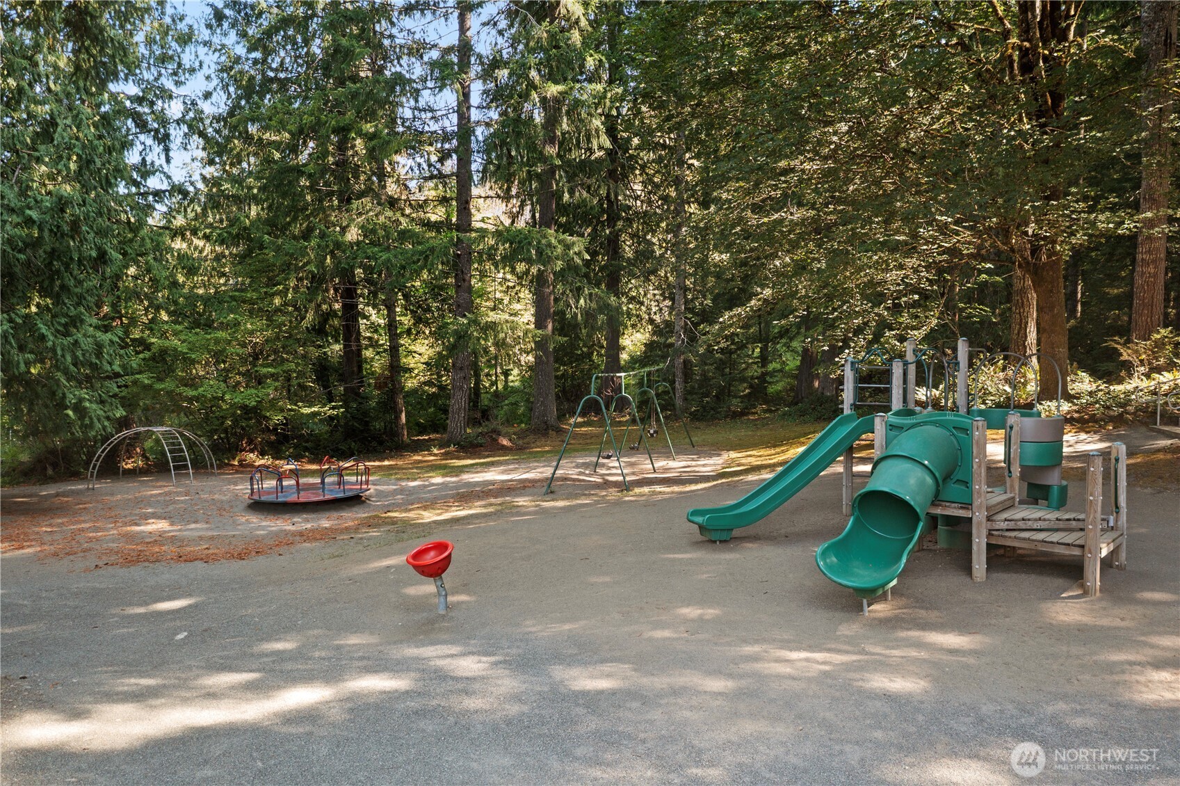 941 N Potlatch Drive , Hoodsport, WA 98548