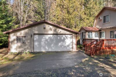941 N Potlatch Drive , Hoodsport, WA 98548 - Photo 4