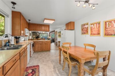 941 N Potlatch Drive , Hoodsport, WA 98548 - Photo 5
