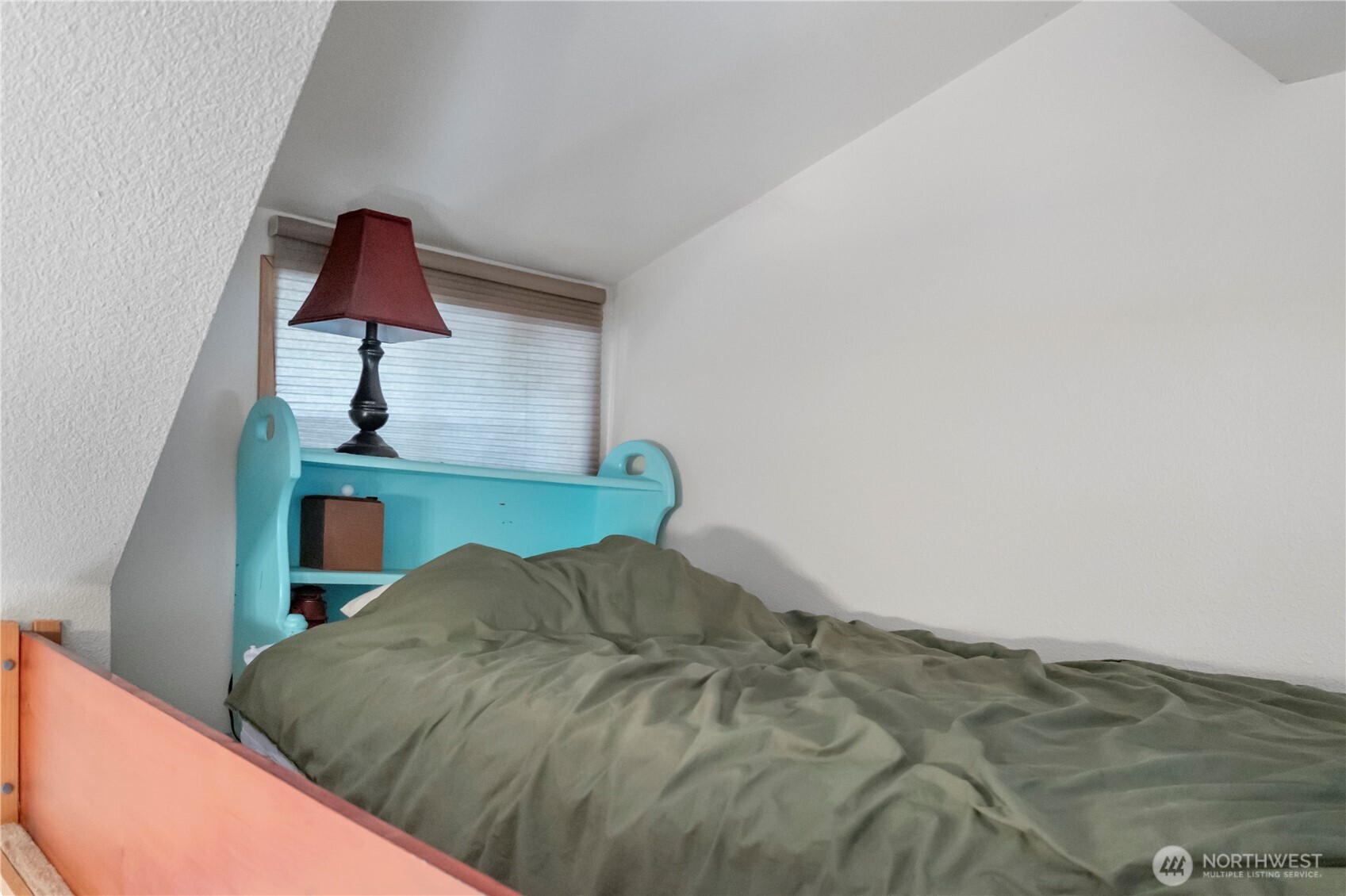 611 N Rainbow Way , Hoodsport, WA 98548