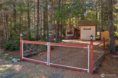 611 N Rainbow Way , Hoodsport, WA 98548 - Photo 2