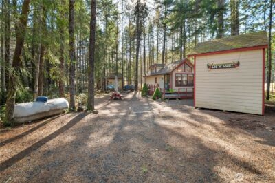 611 N Rainbow Way , Hoodsport, WA 98548 - Photo 34