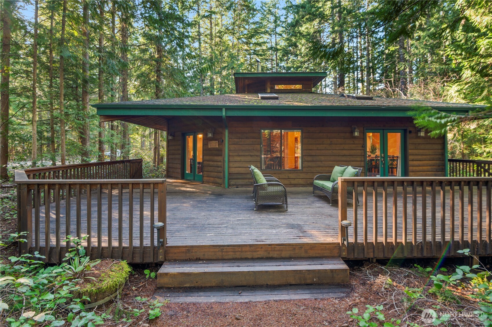 720 N Potlatch Drive N, Hoodsport, WA 98548