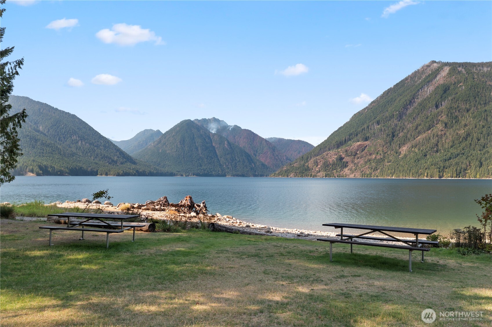 720 N Potlatch Drive N, Hoodsport, WA 98548