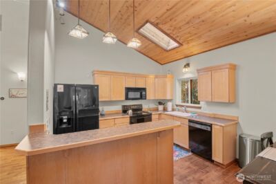 720 N Potlatch Drive N, Hoodsport, WA 98548 - Photo 9