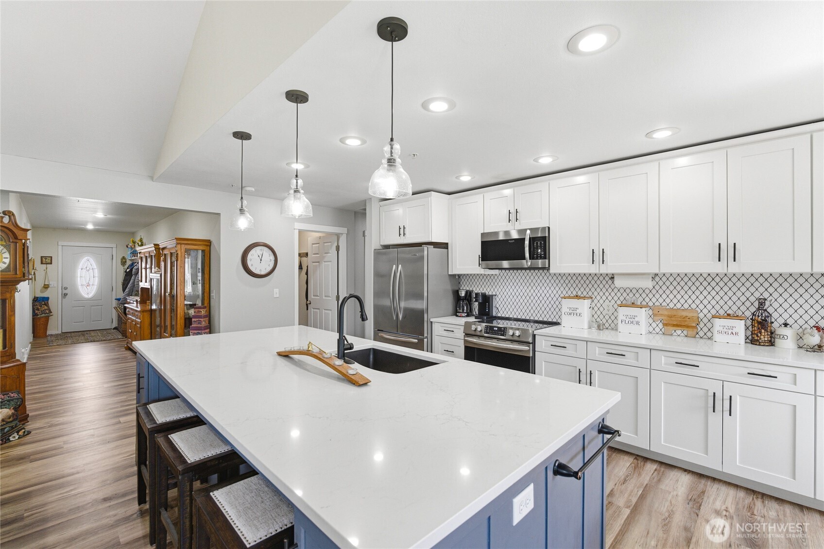 1364 Tractor Loop Road , East Wenatchee, WA 98802