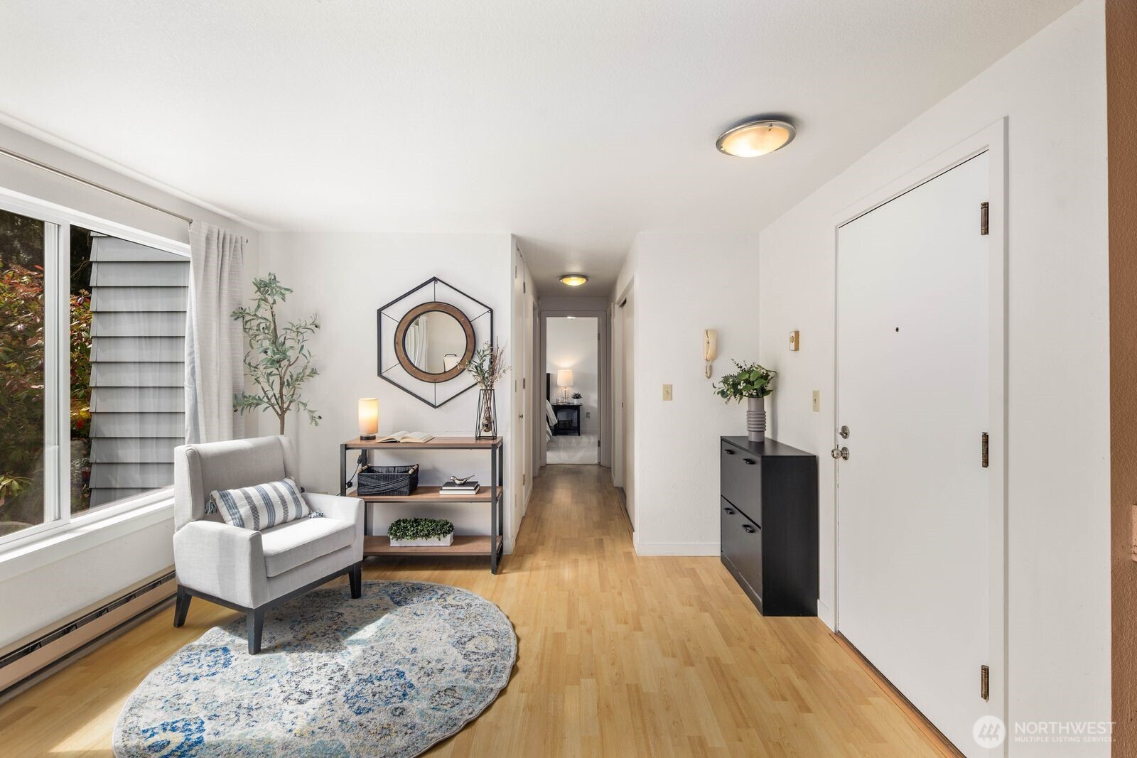 707 N 130th Street #B203, Seattle, WA 98133