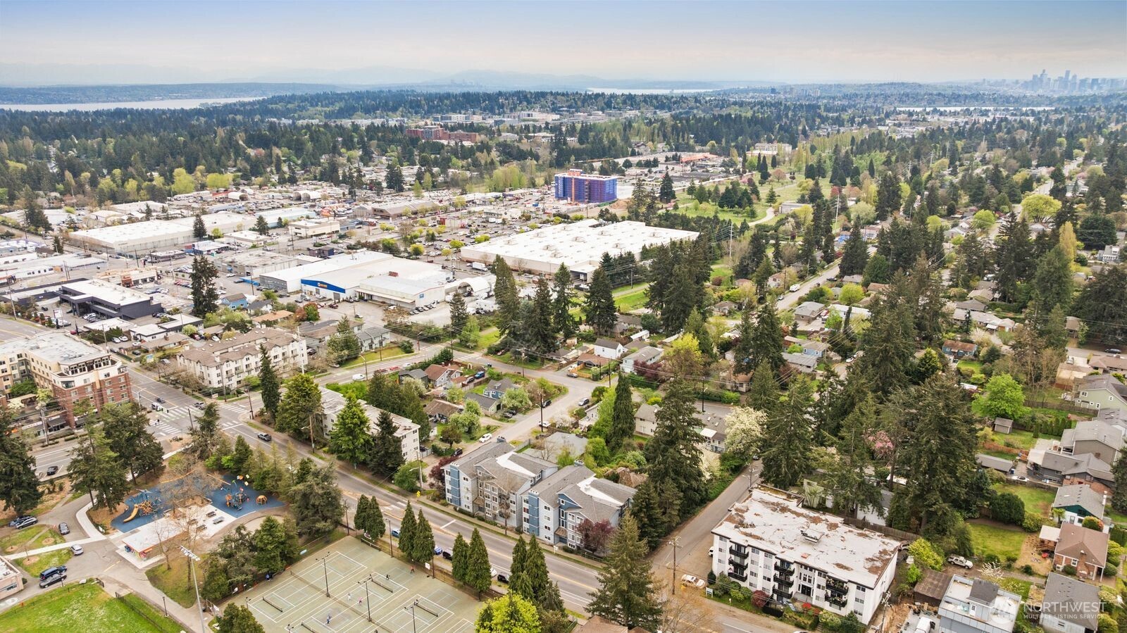 707 N 130th Street #B203, Seattle, WA 98133