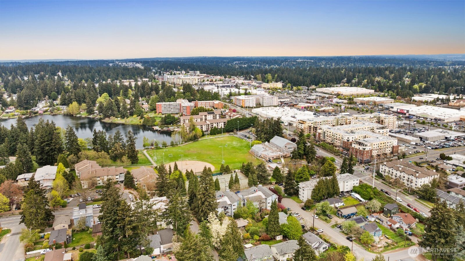 707 N 130th Street #B203, Seattle, WA 98133