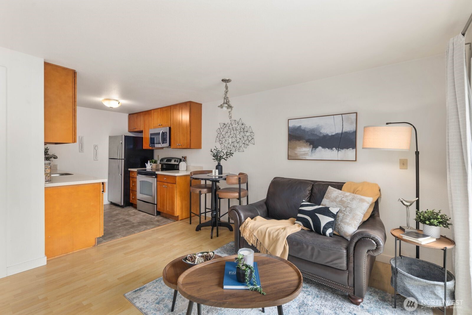 707 N 130th Street #B203, Seattle, WA 98133