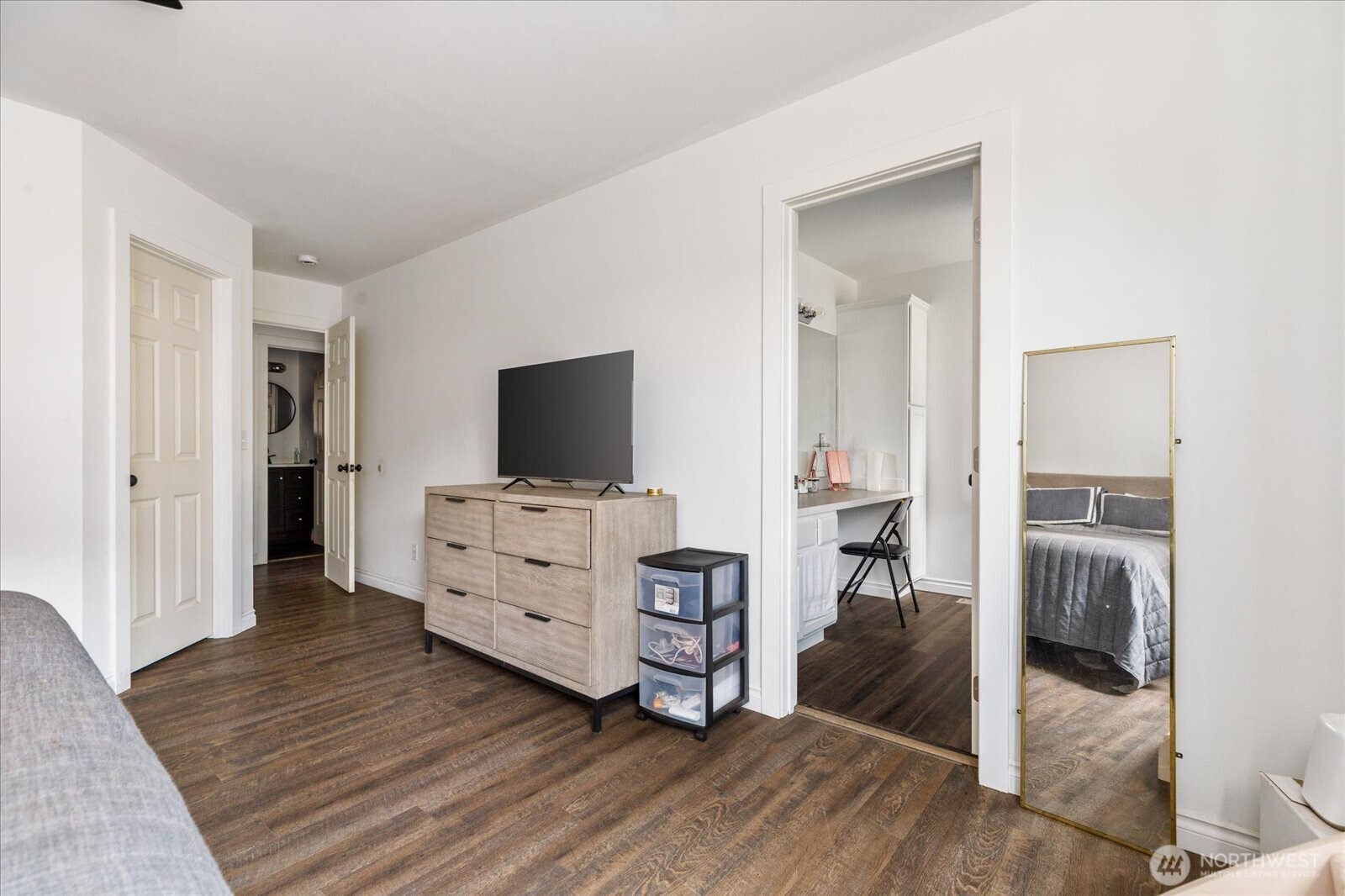 1853 SW Olive St. , Oak Harbor, WA 98277