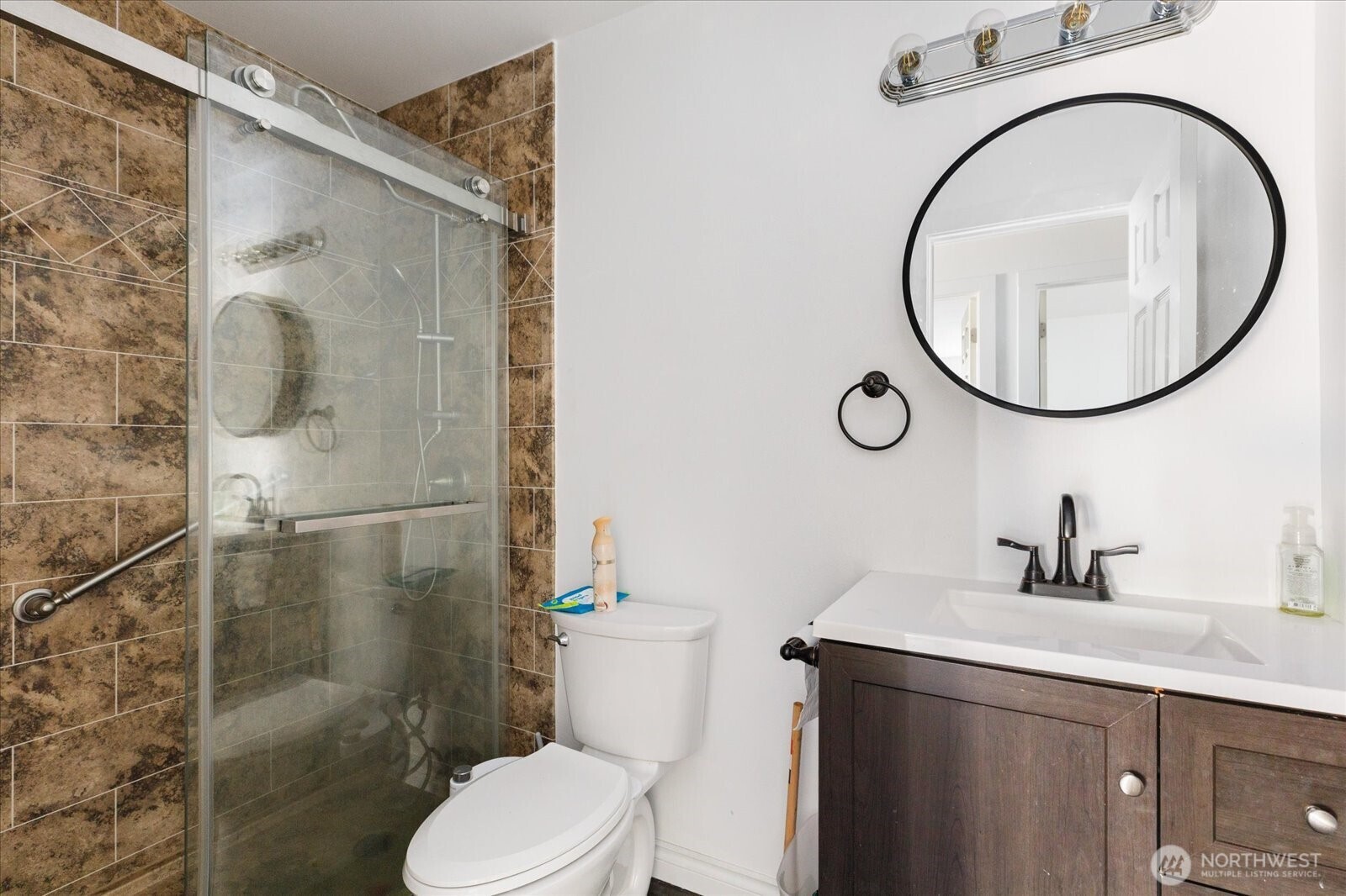 1853 SW Olive St. , Oak Harbor, WA 98277