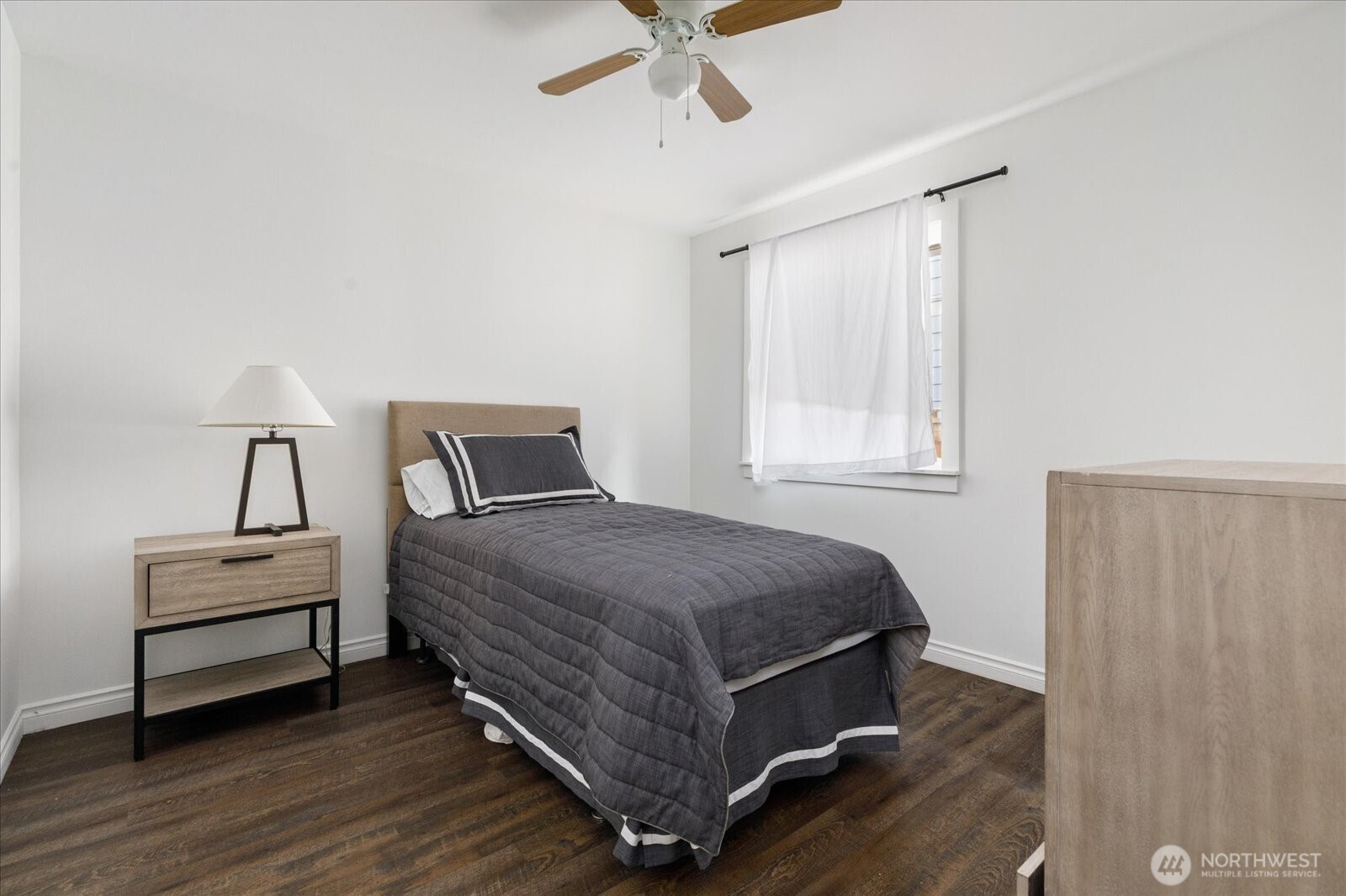 1853 SW Olive St. , Oak Harbor, WA 98277