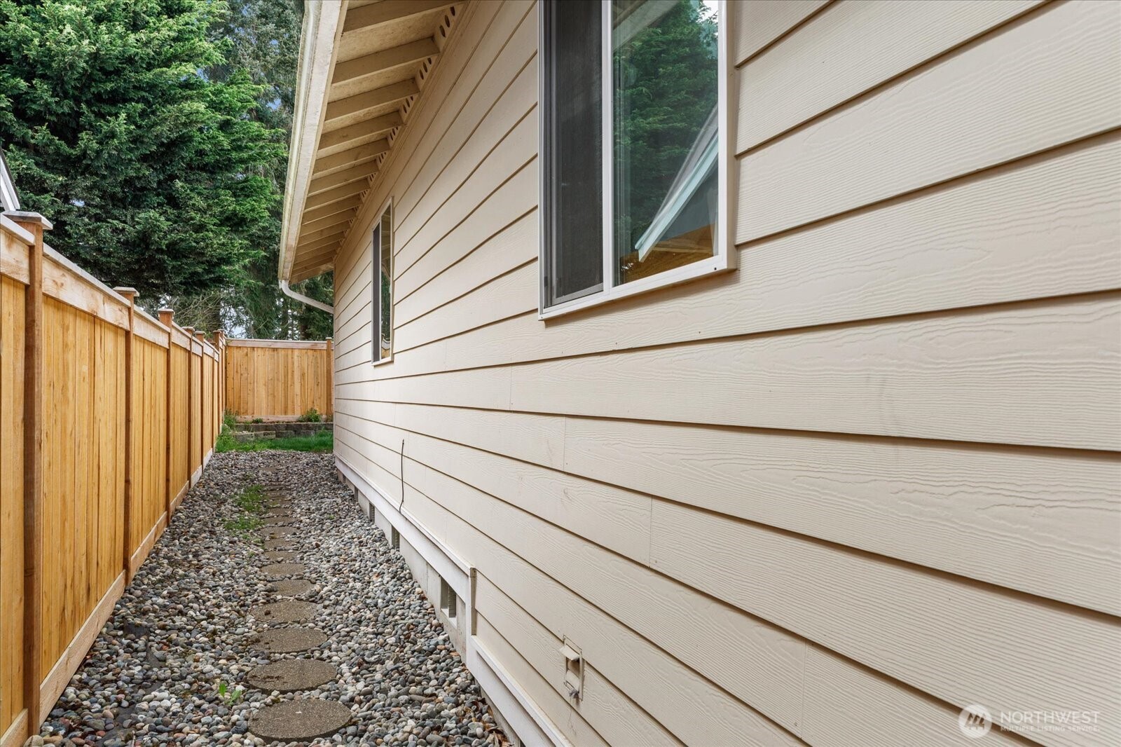 1853 SW Olive St. , Oak Harbor, WA 98277