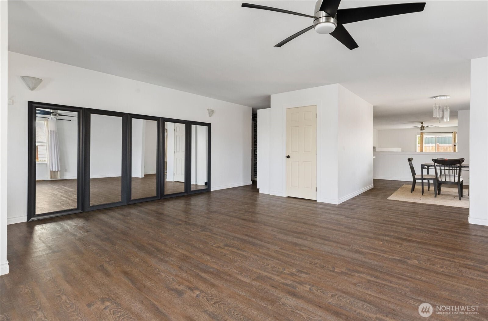 1853 SW Olive St. , Oak Harbor, WA 98277