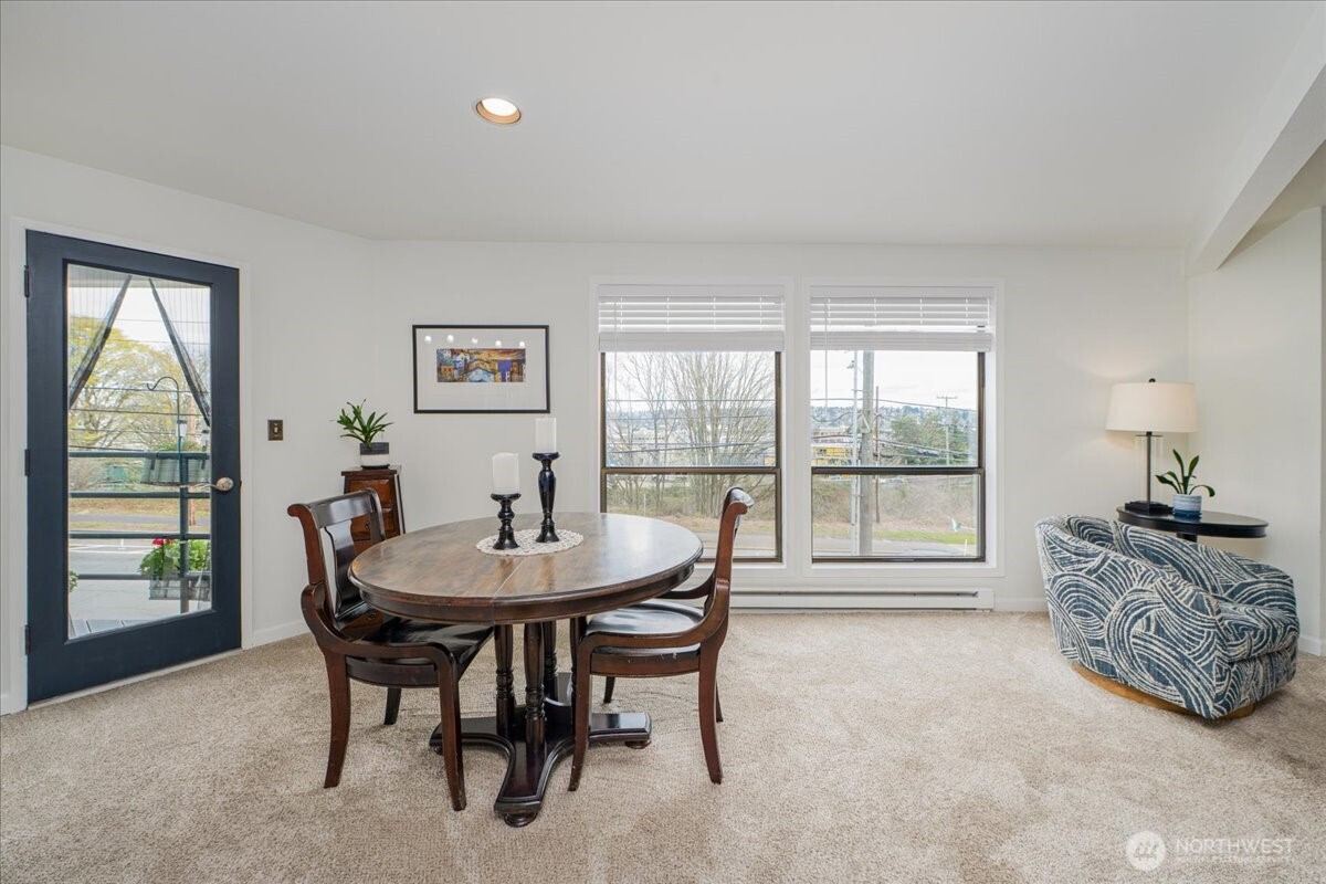 4000 24th Avenue W #202, Seattle, WA 98199