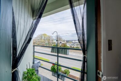 4000 24th Avenue W #202, Seattle, WA 98199 - Photo 22