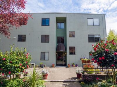4000 24th Avenue W #202, Seattle, WA 98199 - Photo 31