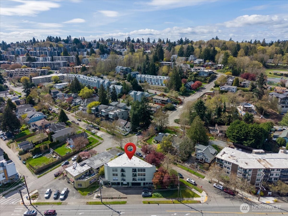 4000 24th Avenue W #202, Seattle, WA 98199
