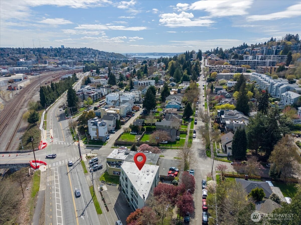 4000 24th Avenue W #202, Seattle, WA 98199