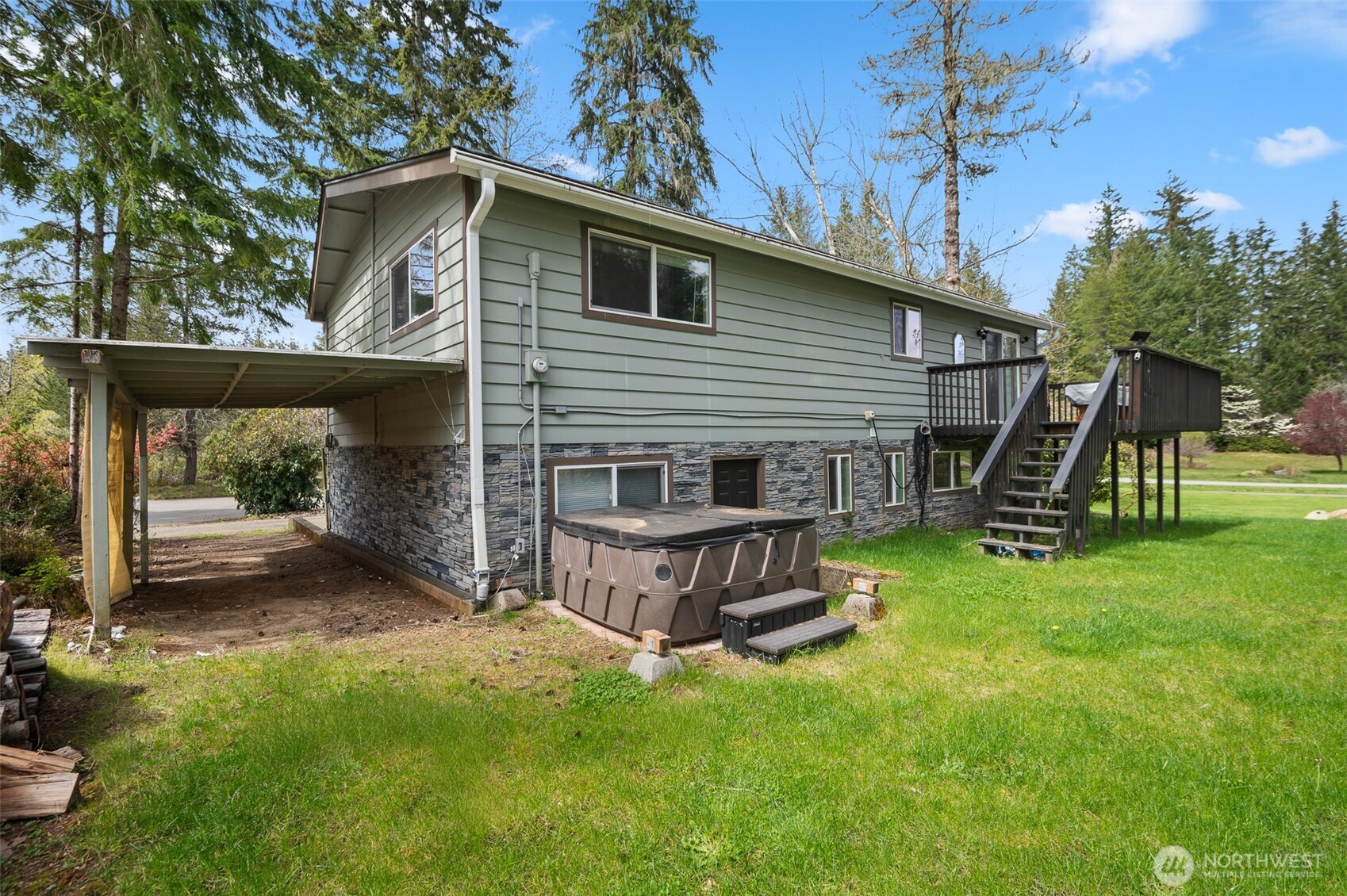 170 E Country Club Drive N, Union, WA 98592