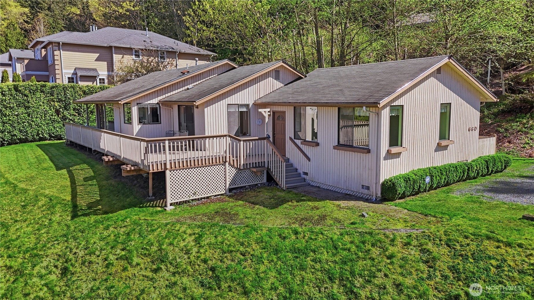660 Campbell Avenue , Mukilteo, WA 98275