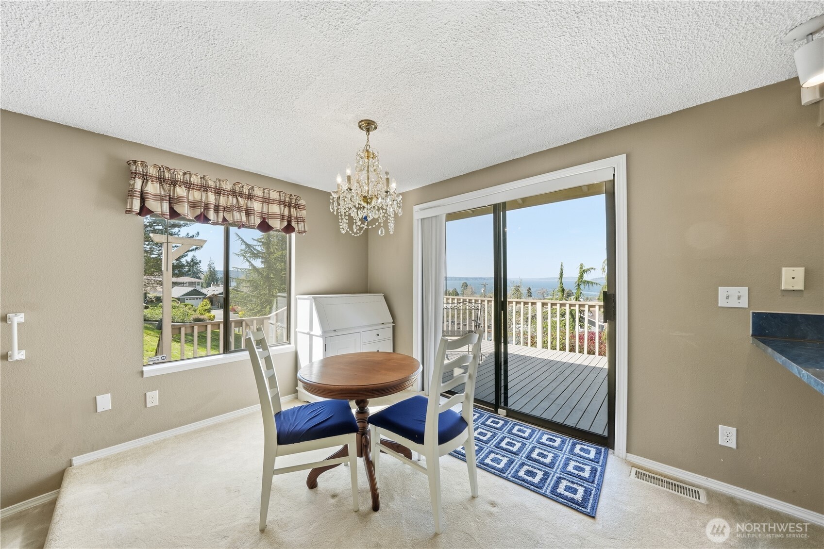 660 Campbell Avenue , Mukilteo, WA 98275