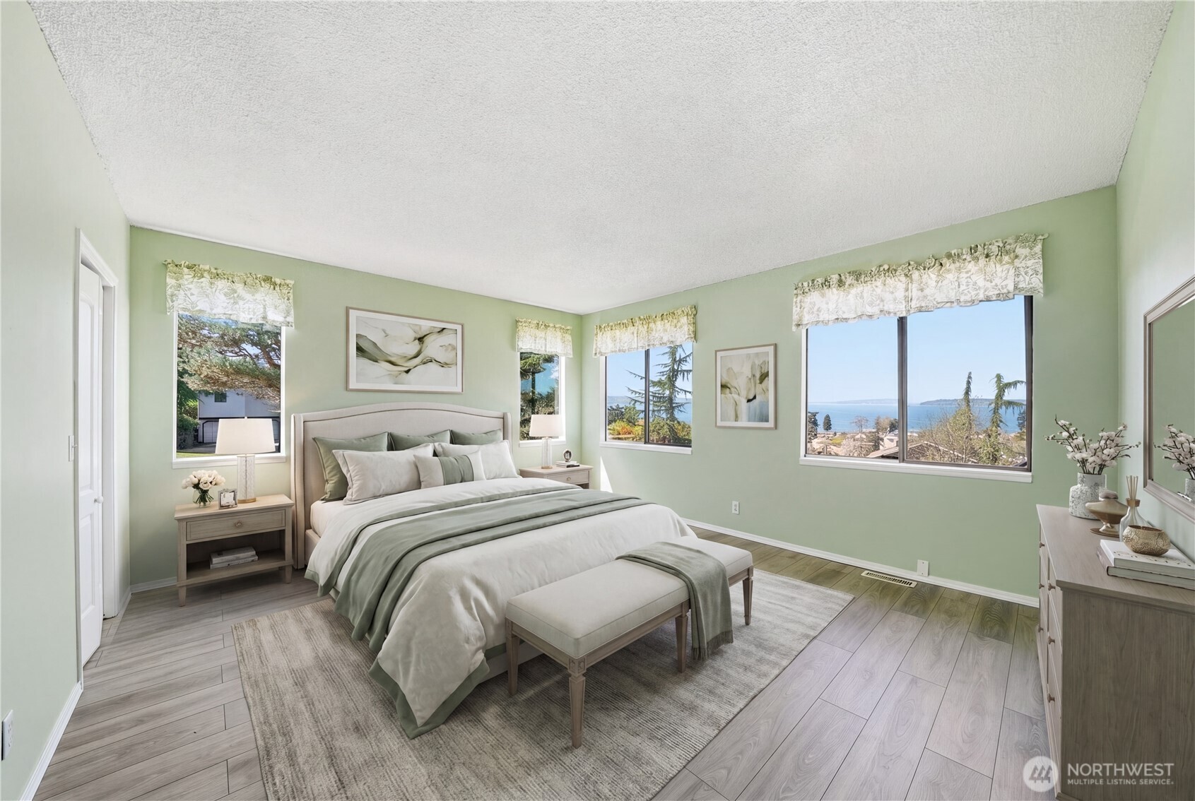 660 Campbell Avenue , Mukilteo, WA 98275