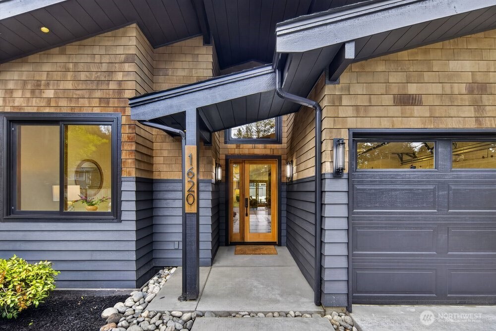 1620 171st Avenue NE, Bellevue, WA 98008