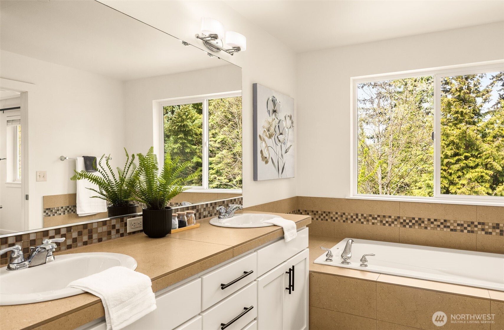 7614 NE 169th Lane , Kenmore, WA 98028