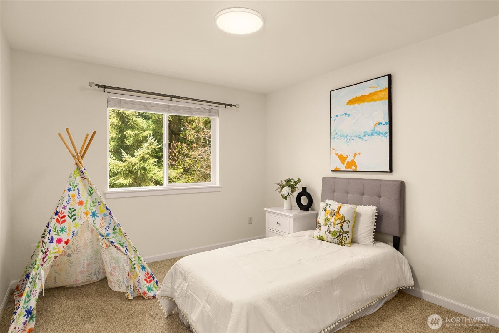 7614 NE 169th Lane , Kenmore, WA 98028