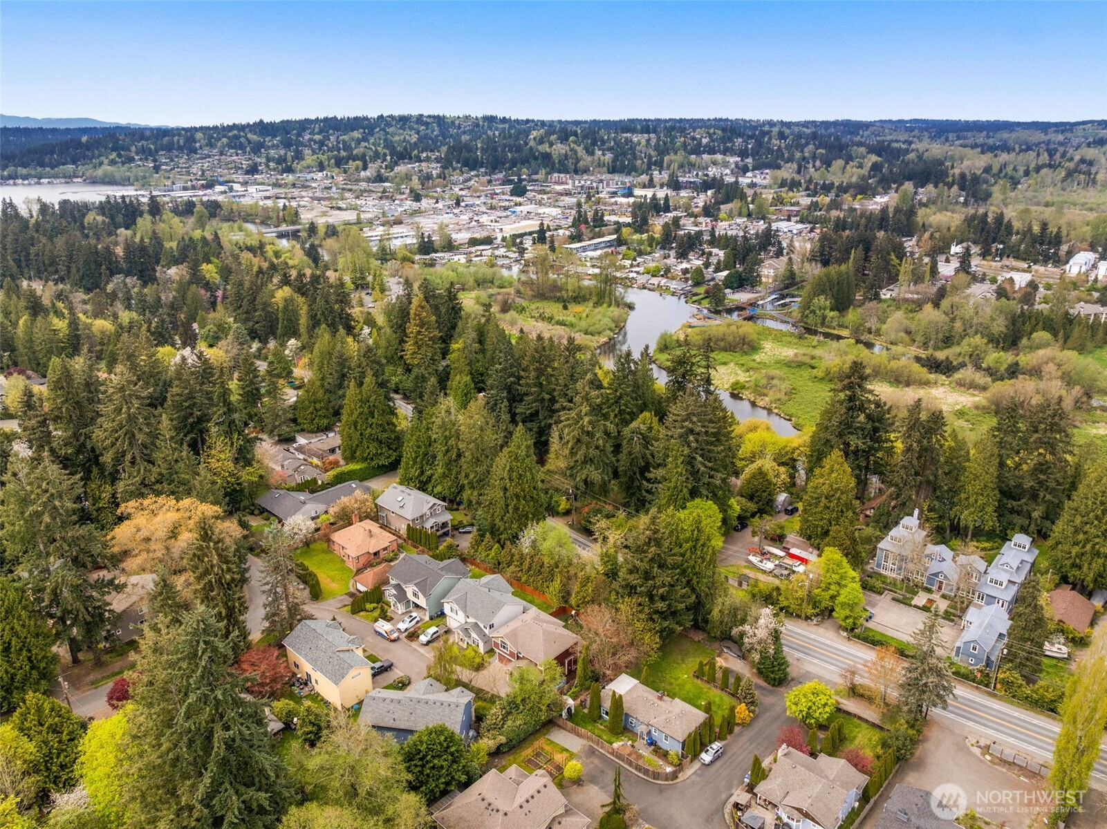 7614 NE 169th Lane , Kenmore, WA 98028