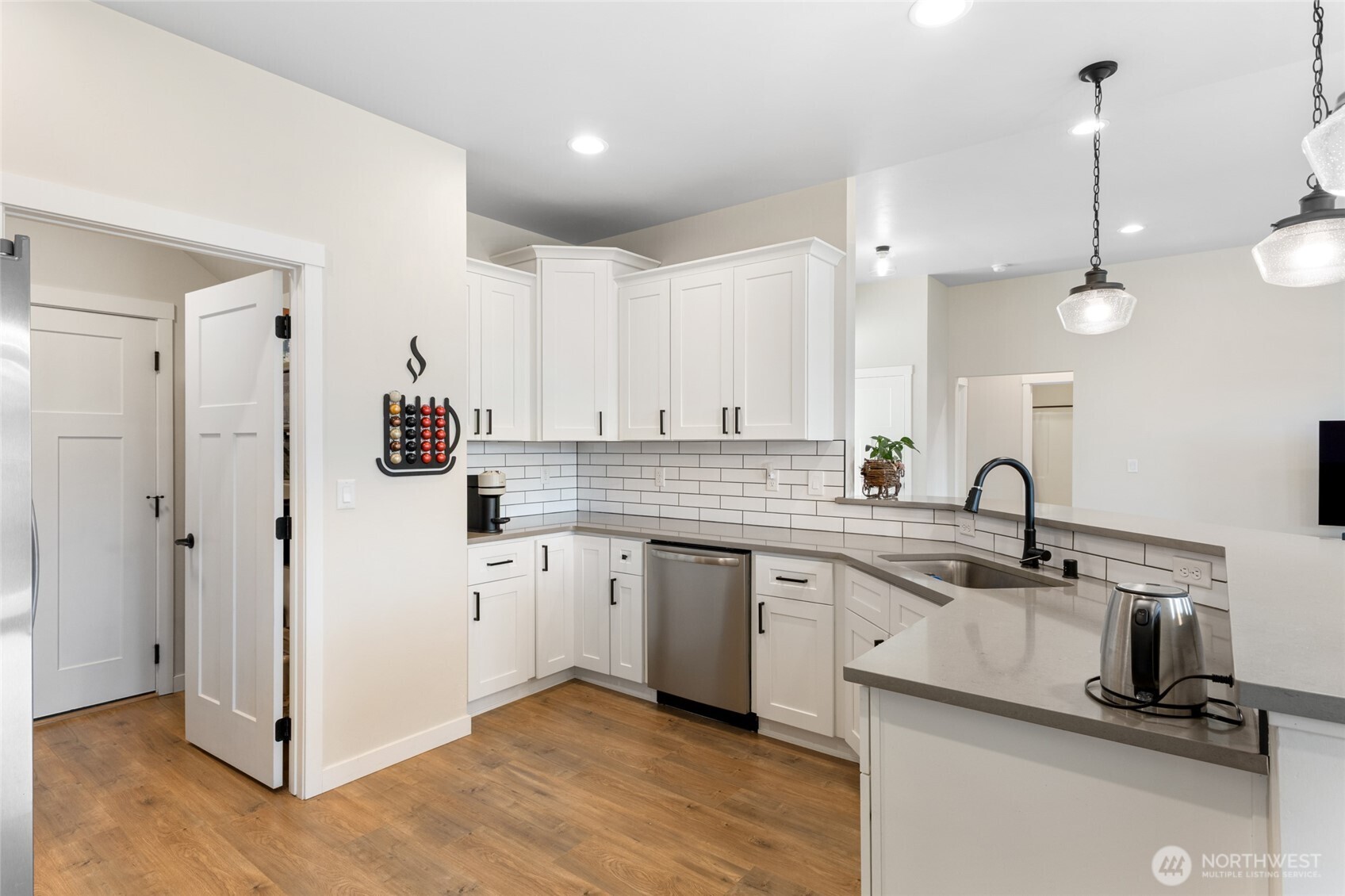 9386 Albert Way SE, Moses Lake, WA 98837